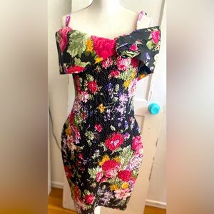 Vintage beauty! MODA INT’L floral off-shoulder dress RARE gem!